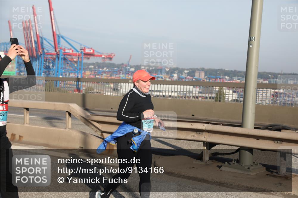 03.10.2025 - Köhlbrandbrückenlauf Yannick Fuchs http://msf.ph/oto/9134166 03.10.2025 09:08:25 Position 2 28, 250, 118 meine-sportfotos.de