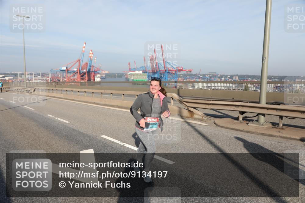 03.10.2025 - Köhlbrandbrückenlauf Yannick Fuchs http://msf.ph/oto/9134197 03.10.2025 09:08:28 Position 2  meine-sportfotos.de