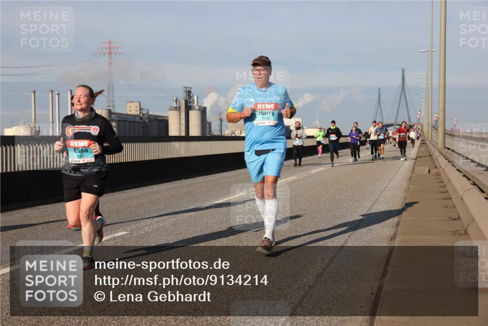 03.10.2025 - Köhlbrandbrückenlauf Lena Gebhardt http://msf.ph/oto/9134214 03.10.2025 09:52:20 Position 2 3006, 1286 meine-sportfotos.de