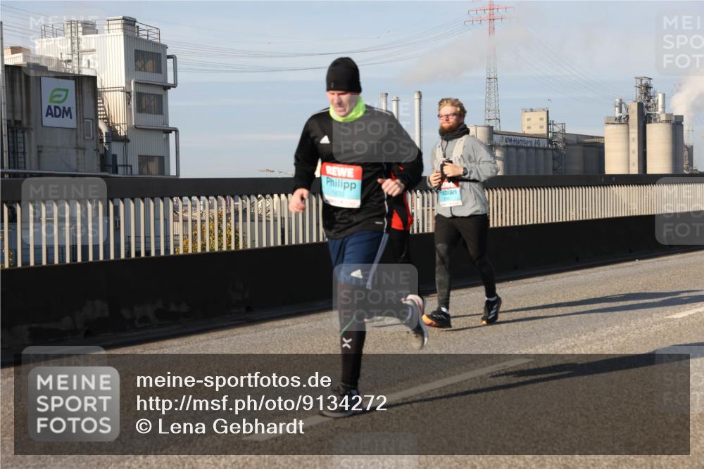 03.10.2025 - Köhlbrandbrückenlauf Lena Gebhardt http://msf.ph/oto/9134272 03.10.2025 09:52:26 Position 2 1833 meine-sportfotos.de
