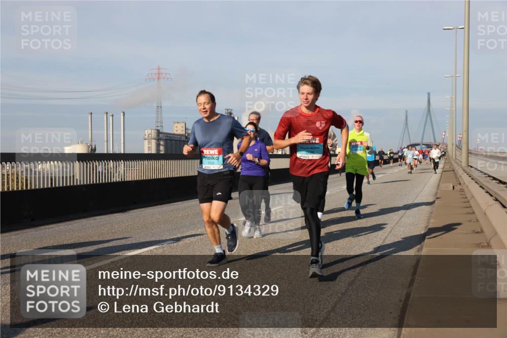 03.10.2025 - Köhlbrandbrückenlauf Lena Gebhardt http://msf.ph/oto/9134329 03.10.2025 09:52:28 Position 2 2026, 3738 meine-sportfotos.de