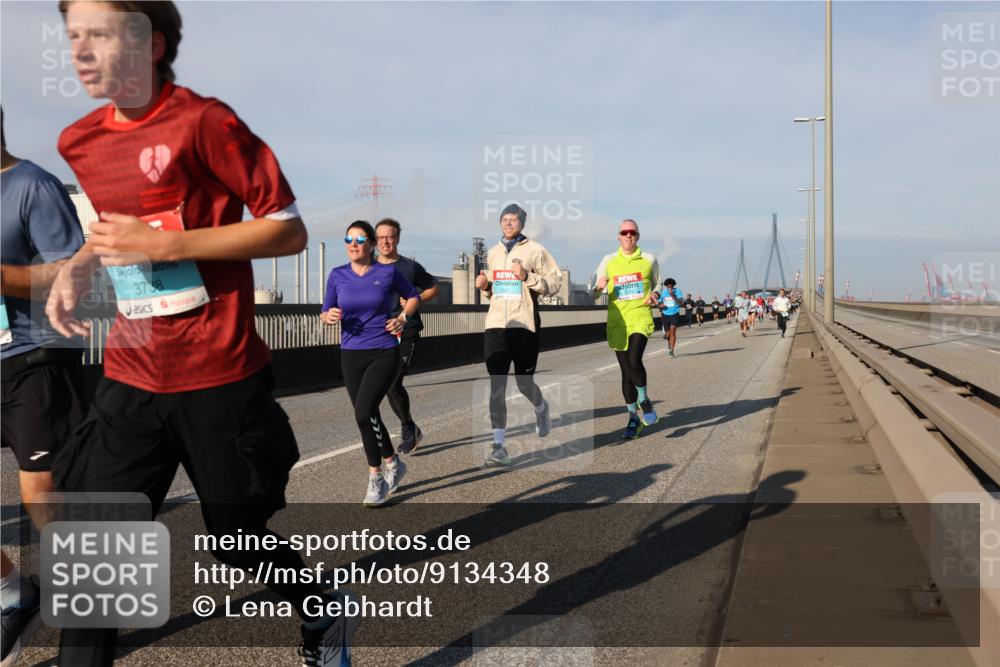 03.10.2025 - Köhlbrandbrückenlauf Lena Gebhardt http://msf.ph/oto/9134348 03.10.2025 09:52:29 Position 2 3738, 2027 meine-sportfotos.de