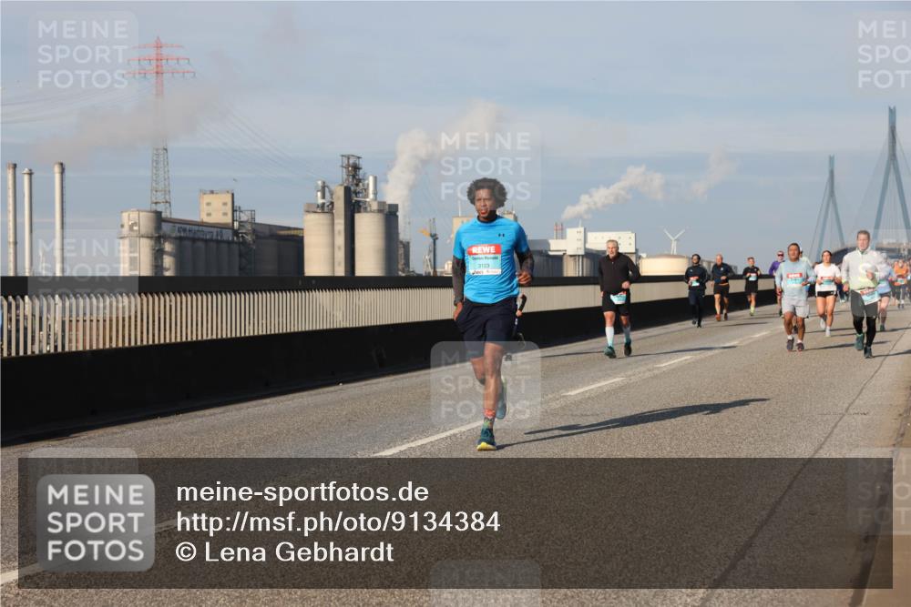 03.10.2025 - Köhlbrandbrückenlauf Lena Gebhardt http://msf.ph/oto/9134384 03.10.2025 09:52:32 Position 2 3123 meine-sportfotos.de