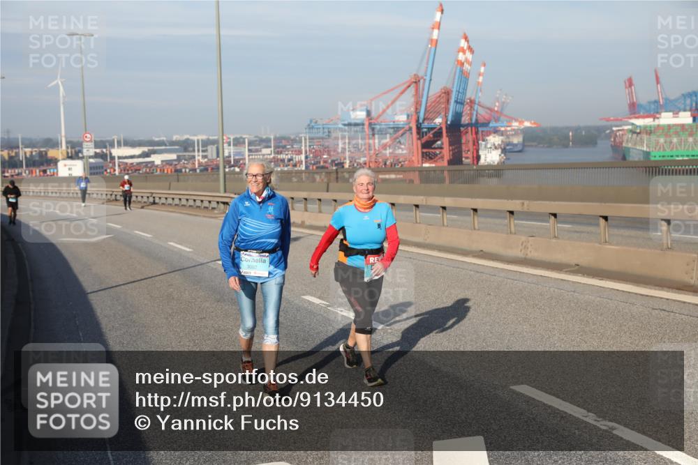 03.10.2025 - Köhlbrandbrückenlauf Yannick Fuchs http://msf.ph/oto/9134450 03.10.2025 09:09:34 Position 2 3092 meine-sportfotos.de