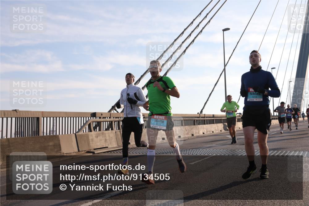 03.10.2025 - Köhlbrandbrückenlauf Yannick Fuchs http://msf.ph/oto/9134505 03.10.2025 08:21:41 Position 1 2704, 1016 meine-sportfotos.de