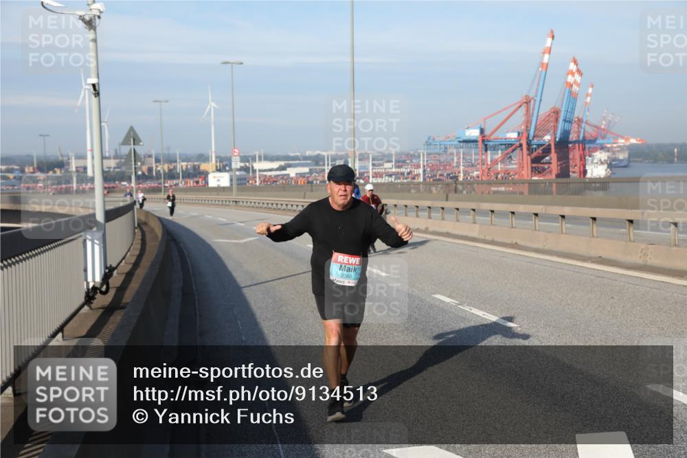 03.10.2025 - Köhlbrandbrückenlauf Yannick Fuchs http://msf.ph/oto/9134513 03.10.2025 09:09:50 Position 2 2360 meine-sportfotos.de