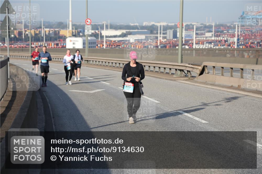 03.10.2025 - Köhlbrandbrückenlauf Yannick Fuchs http://msf.ph/oto/9134630 03.10.2025 09:10:12 Position 2 2367 meine-sportfotos.de