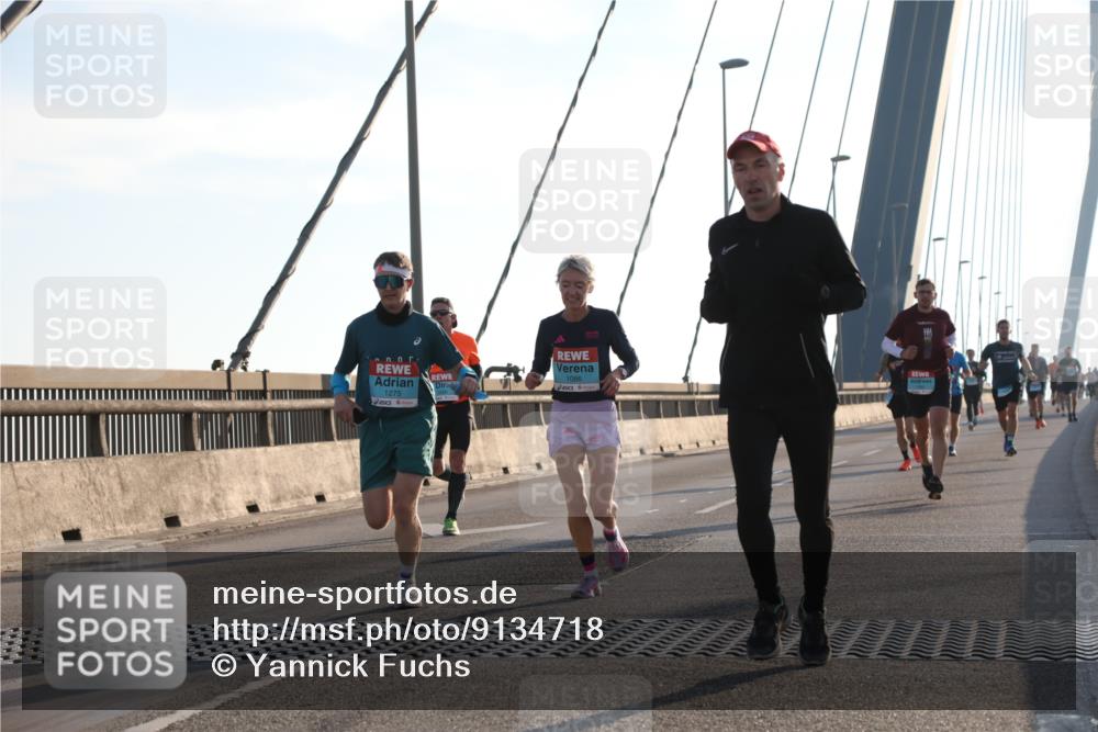 03.10.2025 - Köhlbrandbrückenlauf Yannick Fuchs http://msf.ph/oto/9134718 03.10.2025 08:21:52 Position 1 1275, 1086 meine-sportfotos.de