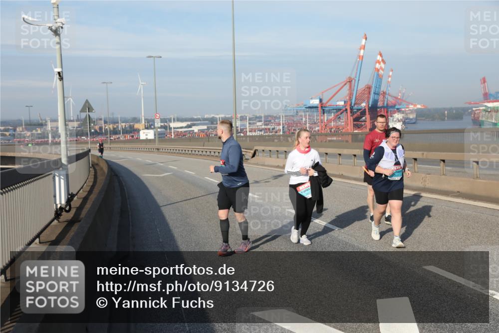 03.10.2025 - Köhlbrandbrückenlauf Yannick Fuchs http://msf.ph/oto/9134726 03.10.2025 09:10:28 Position 2  meine-sportfotos.de