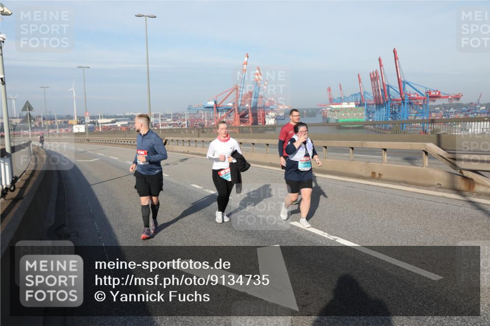 03.10.2025 - Köhlbrandbrückenlauf Yannick Fuchs http://msf.ph/oto/9134735 03.10.2025 09:10:29 Position 2  meine-sportfotos.de