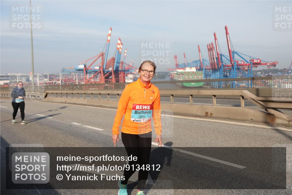 03.10.2025 - Köhlbrandbrückenlauf Yannick Fuchs http://msf.ph/oto/9134812 03.10.2025 09:11:50 Position 2 2669 meine-sportfotos.de