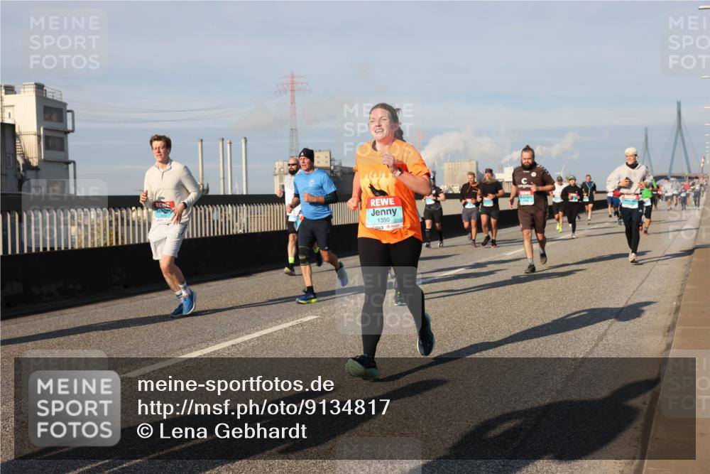03.10.2025 - Köhlbrandbrückenlauf Lena Gebhardt http://msf.ph/oto/9134817 03.10.2025 09:53:00 Position 2 1350 meine-sportfotos.de
