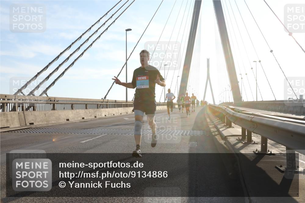 03.10.2025 - Köhlbrandbrückenlauf Yannick Fuchs http://msf.ph/oto/9134886 03.10.2025 08:22:06 Position 1 3763 meine-sportfotos.de