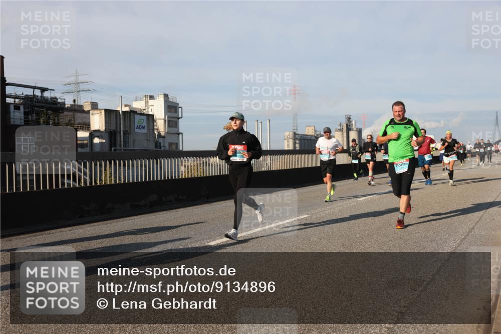 03.10.2025 - Köhlbrandbrückenlauf Lena Gebhardt http://msf.ph/oto/9134896 03.10.2025 09:53:05 Position 2  meine-sportfotos.de