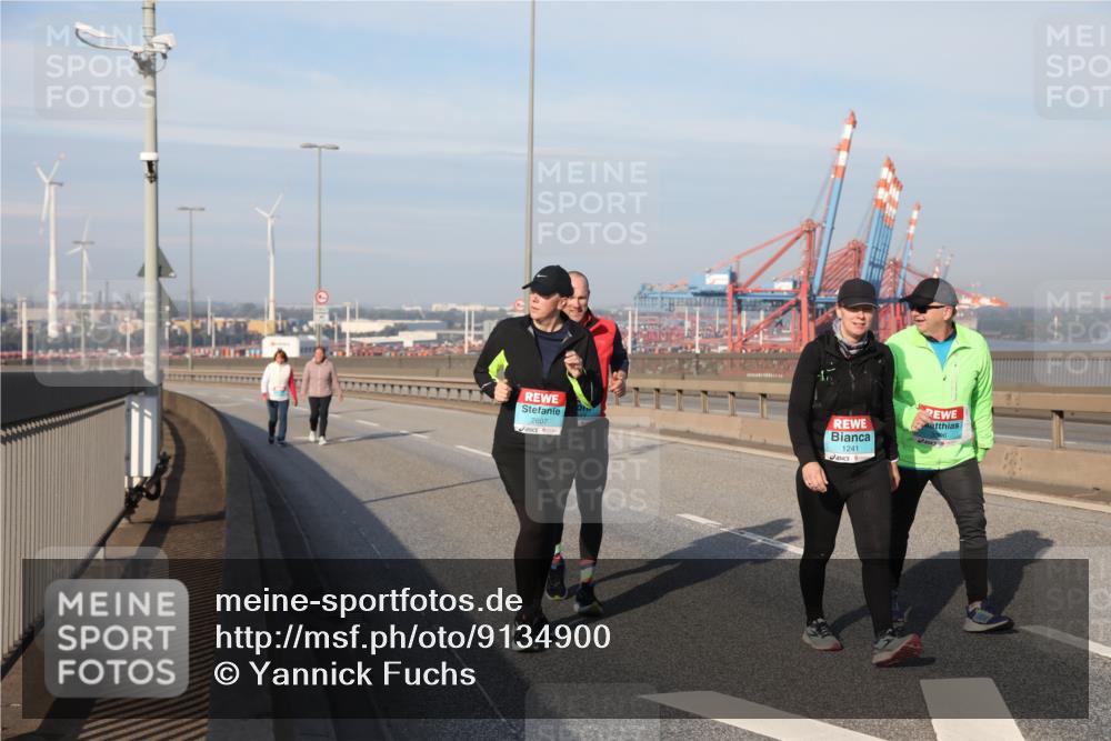 03.10.2025 - Köhlbrandbrückenlauf Yannick Fuchs http://msf.ph/oto/9134900 03.10.2025 09:12:12 Position 2 2607, 1241 meine-sportfotos.de