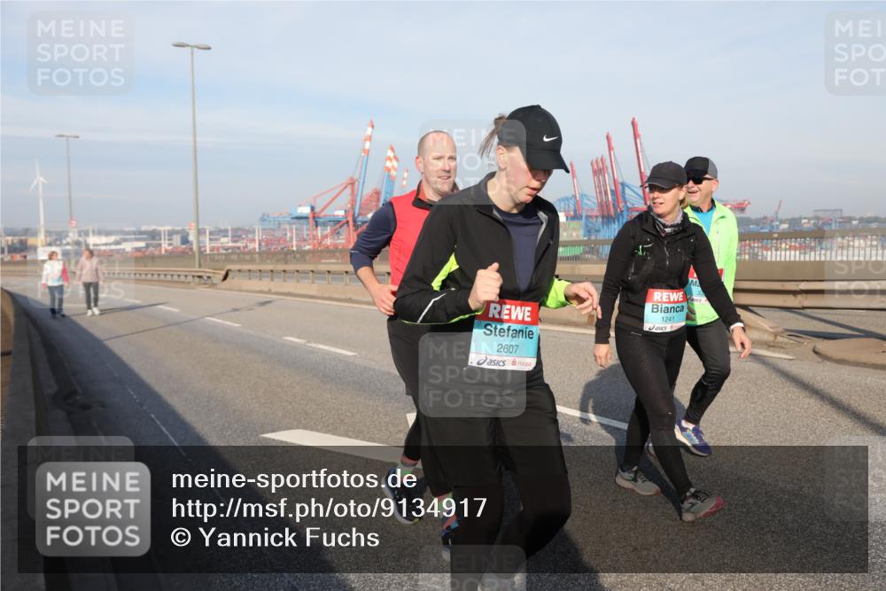 03.10.2025 - Köhlbrandbrückenlauf Yannick Fuchs http://msf.ph/oto/9134917 03.10.2025 09:12:15 Position 2 2607, 1241 meine-sportfotos.de