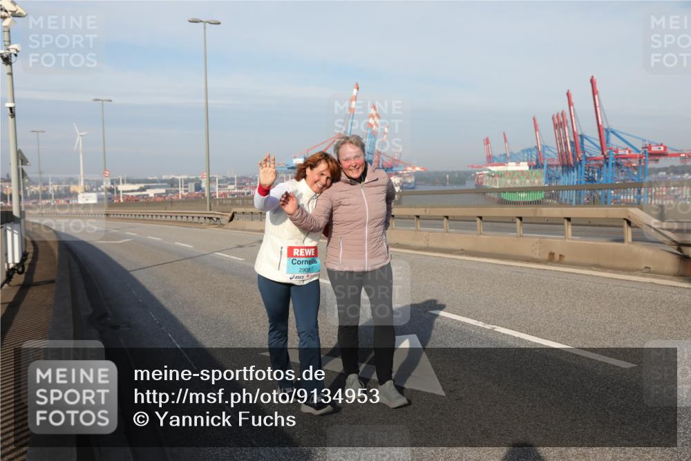 03.10.2025 - Köhlbrandbrückenlauf Yannick Fuchs http://msf.ph/oto/9134953 03.10.2025 09:12:27 Position 2 2908 meine-sportfotos.de
