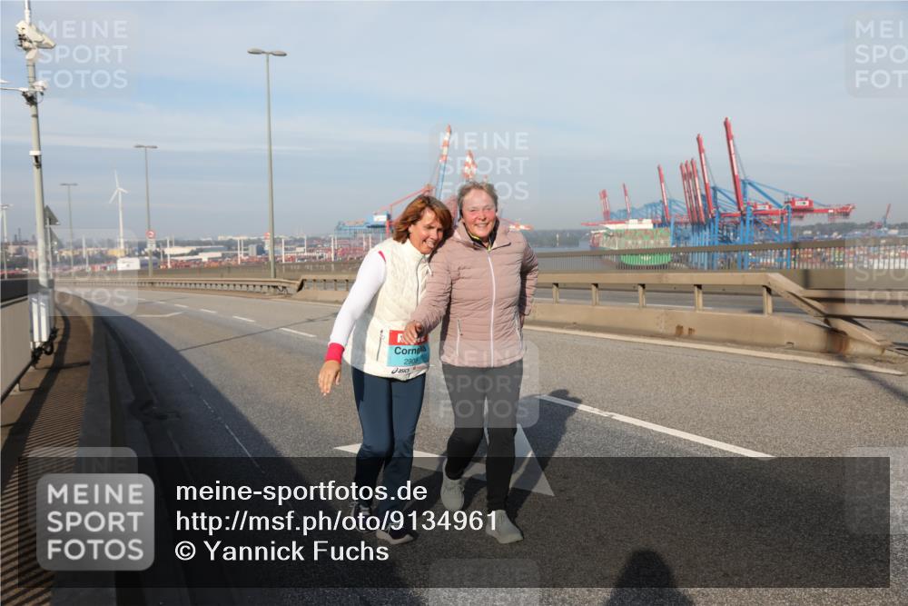 03.10.2025 - Köhlbrandbrückenlauf Yannick Fuchs http://msf.ph/oto/9134961 03.10.2025 09:12:27 Position 2 2908 meine-sportfotos.de