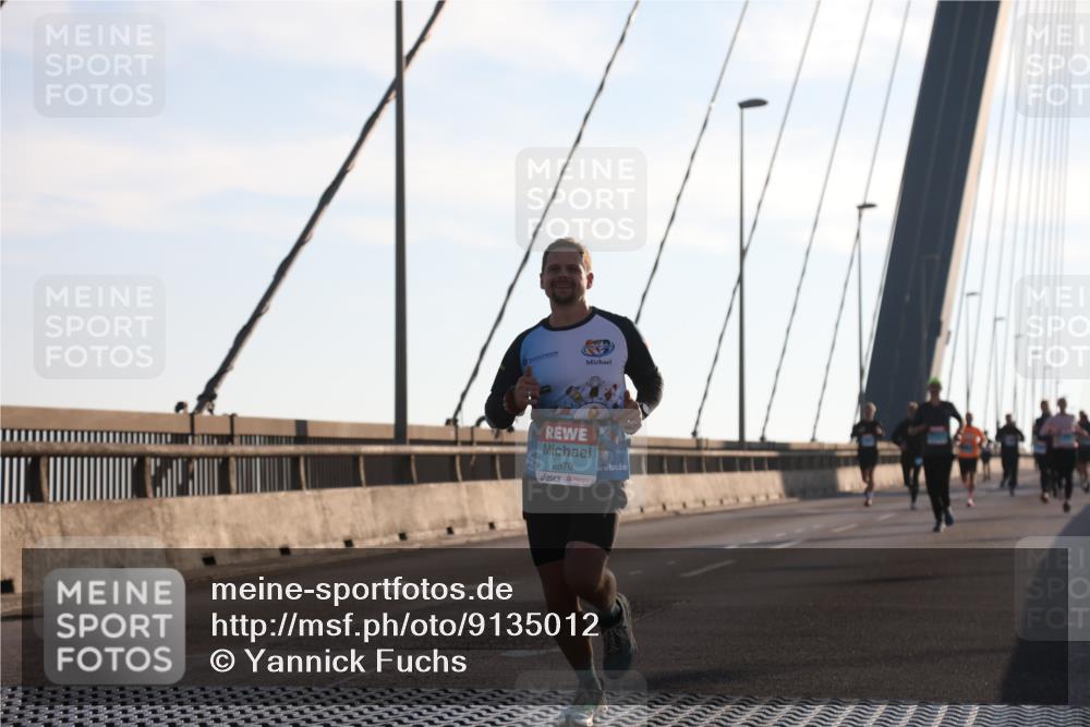 03.10.2025 - Köhlbrandbrückenlauf Yannick Fuchs http://msf.ph/oto/9135012 03.10.2025 08:22:15 Position 1  meine-sportfotos.de