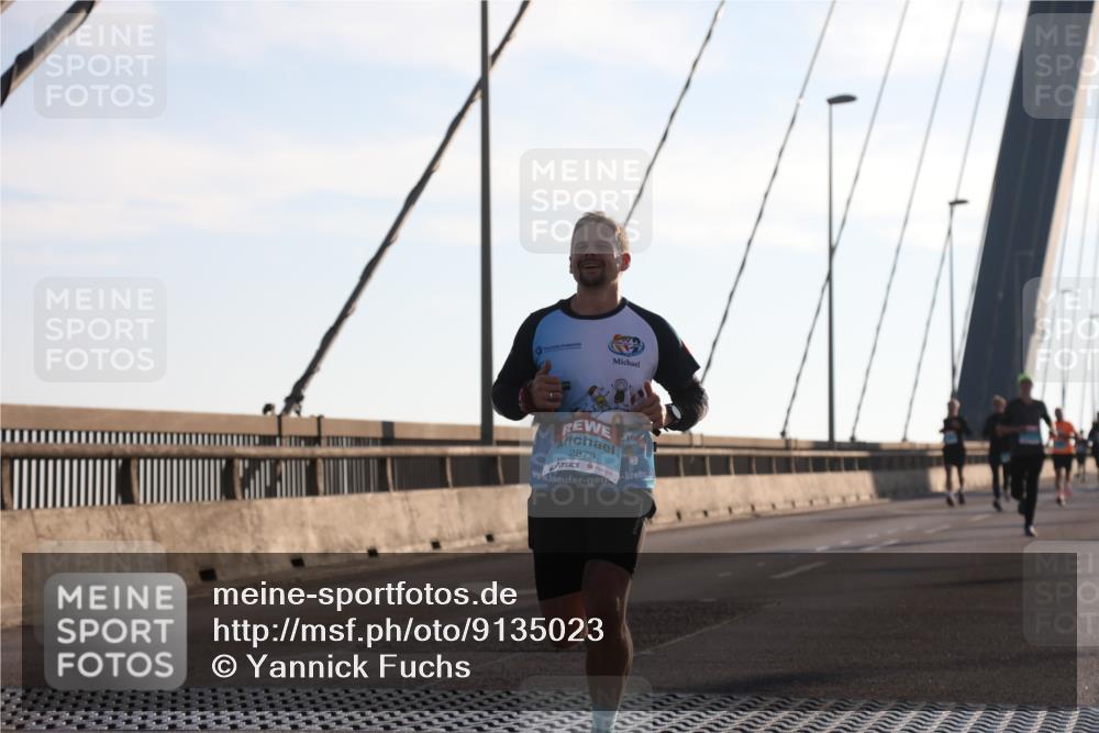 03.10.2025 - Köhlbrandbrückenlauf Yannick Fuchs http://msf.ph/oto/9135023 03.10.2025 08:22:15 Position 1 2879 meine-sportfotos.de
