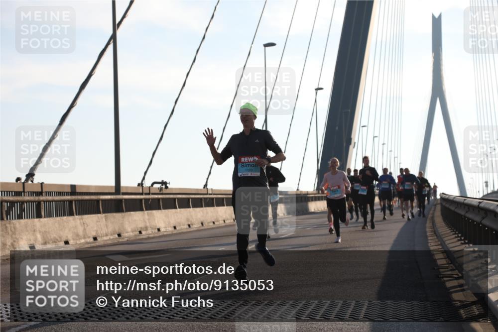 03.10.2025 - Köhlbrandbrückenlauf Yannick Fuchs http://msf.ph/oto/9135053 03.10.2025 08:22:20 Position 1 1103 meine-sportfotos.de
