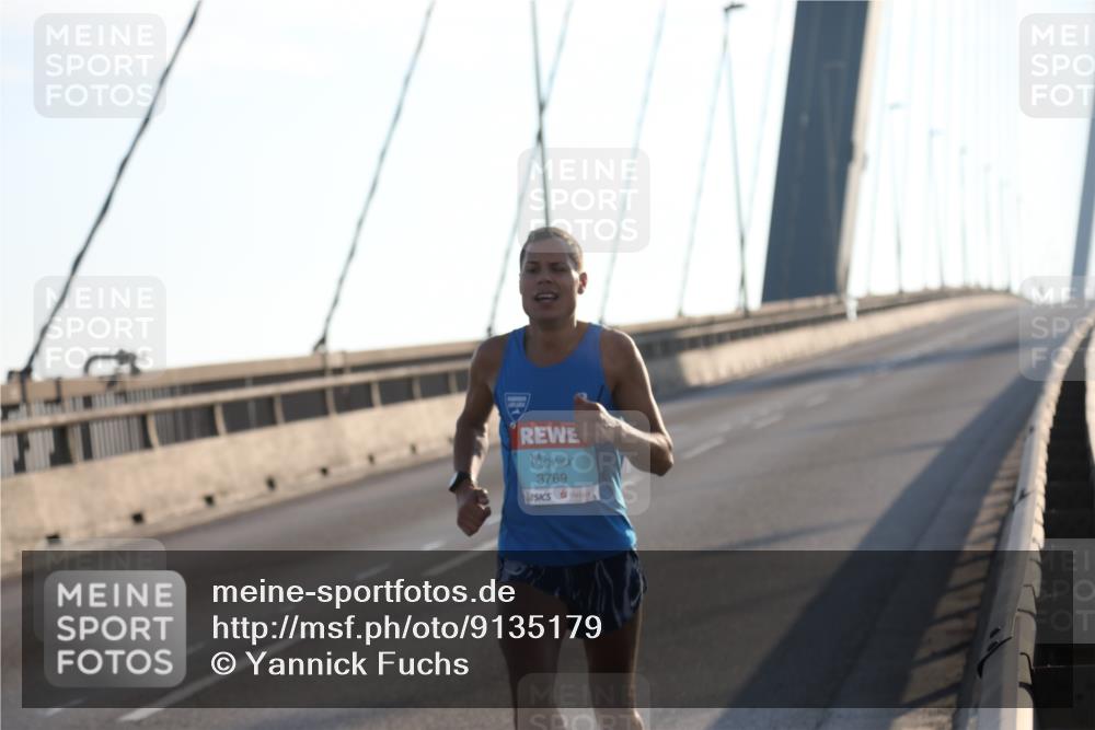 03.10.2025 - Köhlbrandbrückenlauf Yannick Fuchs http://msf.ph/oto/9135179 03.10.2025 08:16:30 Position 2 3769 meine-sportfotos.de