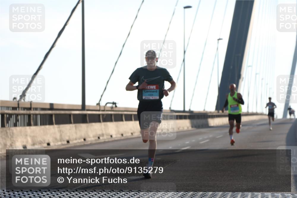 03.10.2025 - Köhlbrandbrückenlauf Yannick Fuchs http://msf.ph/oto/9135279 03.10.2025 08:17:45 Position 2  meine-sportfotos.de