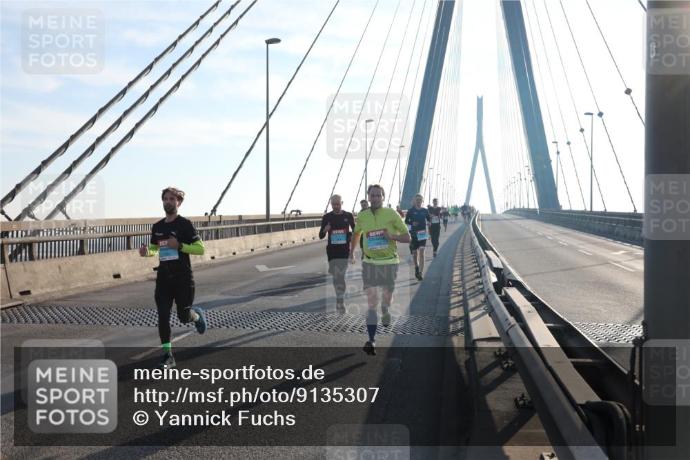 03.10.2025 - Köhlbrandbrückenlauf Yannick Fuchs http://msf.ph/oto/9135307 03.10.2025 08:22:36 Position 1 8 meine-sportfotos.de