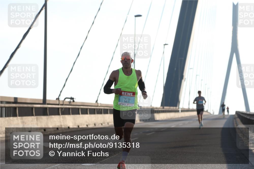 03.10.2025 - Köhlbrandbrückenlauf Yannick Fuchs http://msf.ph/oto/9135318 03.10.2025 08:17:47 Position 2 3807 meine-sportfotos.de