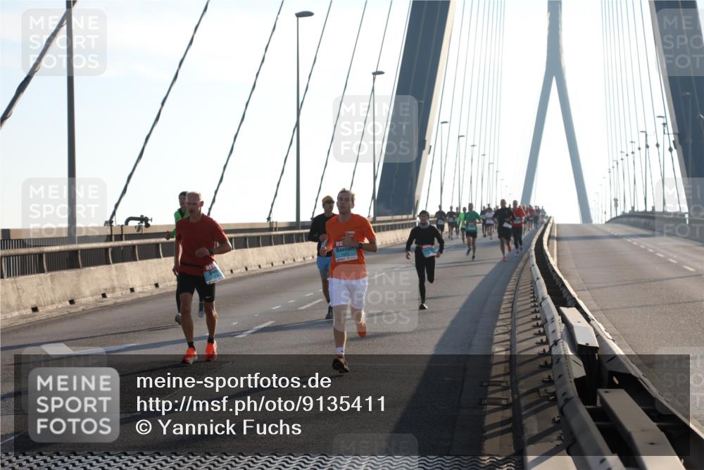 03.10.2025 - Köhlbrandbrückenlauf Yannick Fuchs http://msf.ph/oto/9135411 03.10.2025 08:22:41 Position 1  meine-sportfotos.de