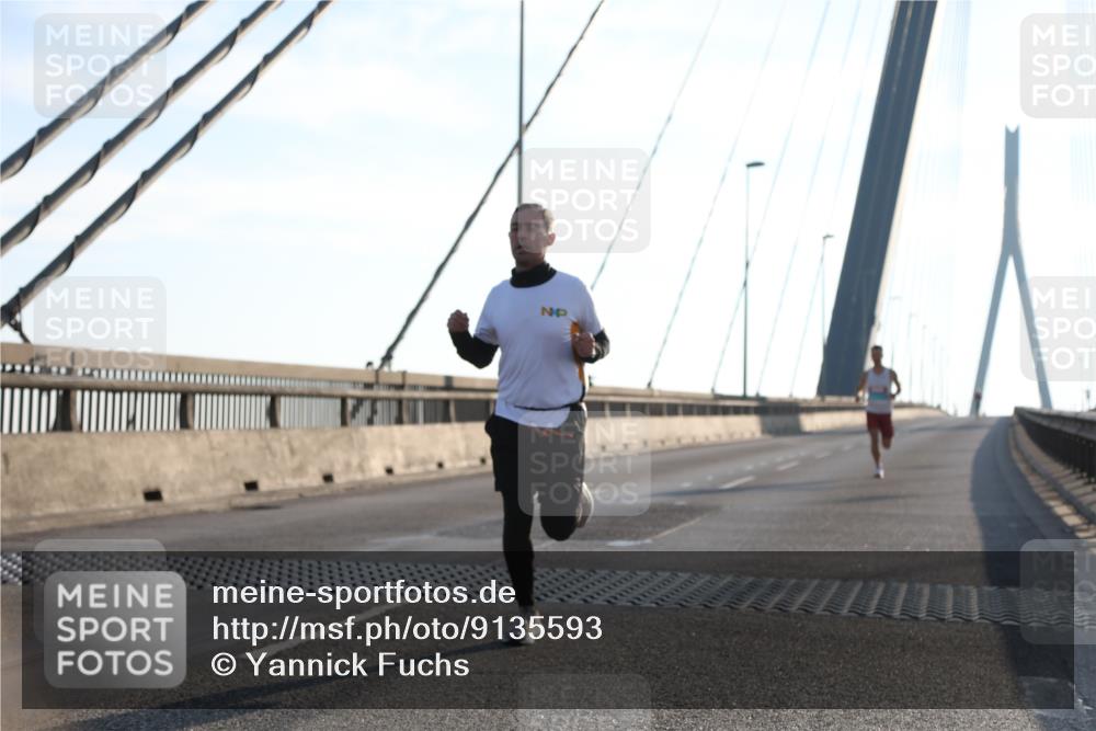 03.10.2025 - Köhlbrandbrückenlauf Yannick Fuchs http://msf.ph/oto/9135593 03.10.2025 08:18:15 Position 2  meine-sportfotos.de