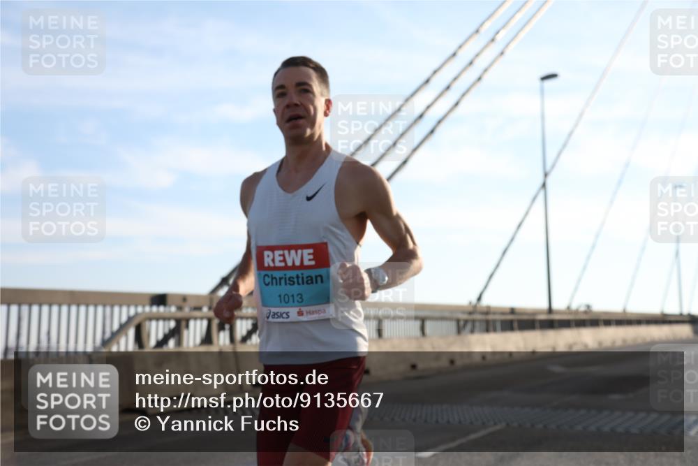 03.10.2025 - Köhlbrandbrückenlauf Yannick Fuchs http://msf.ph/oto/9135667 03.10.2025 08:18:19 Position 2 1013 meine-sportfotos.de