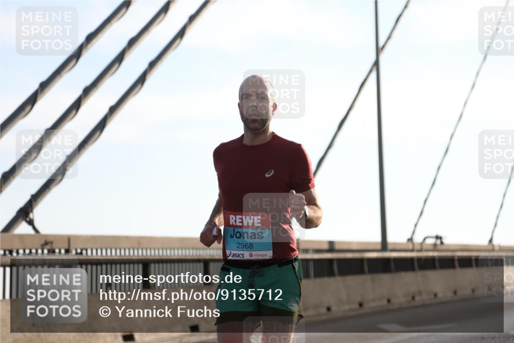 03.10.2025 - Köhlbrandbrückenlauf Yannick Fuchs http://msf.ph/oto/9135712 03.10.2025 08:18:38 Position 2 2968 meine-sportfotos.de