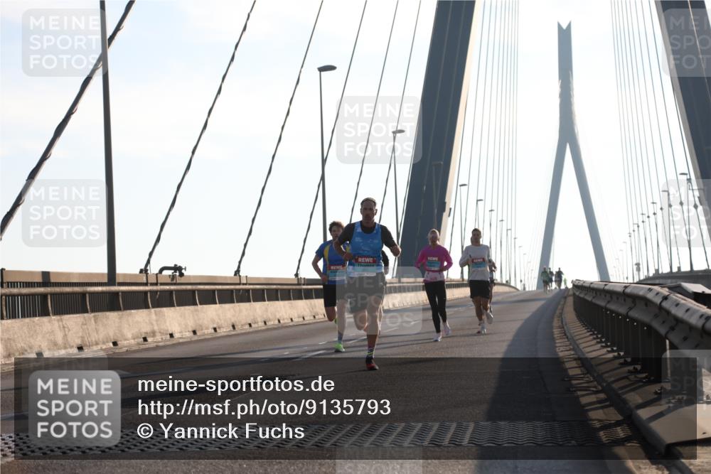 03.10.2025 - Köhlbrandbrückenlauf Yannick Fuchs http://msf.ph/oto/9135793 03.10.2025 08:19:19 Position 2  meine-sportfotos.de