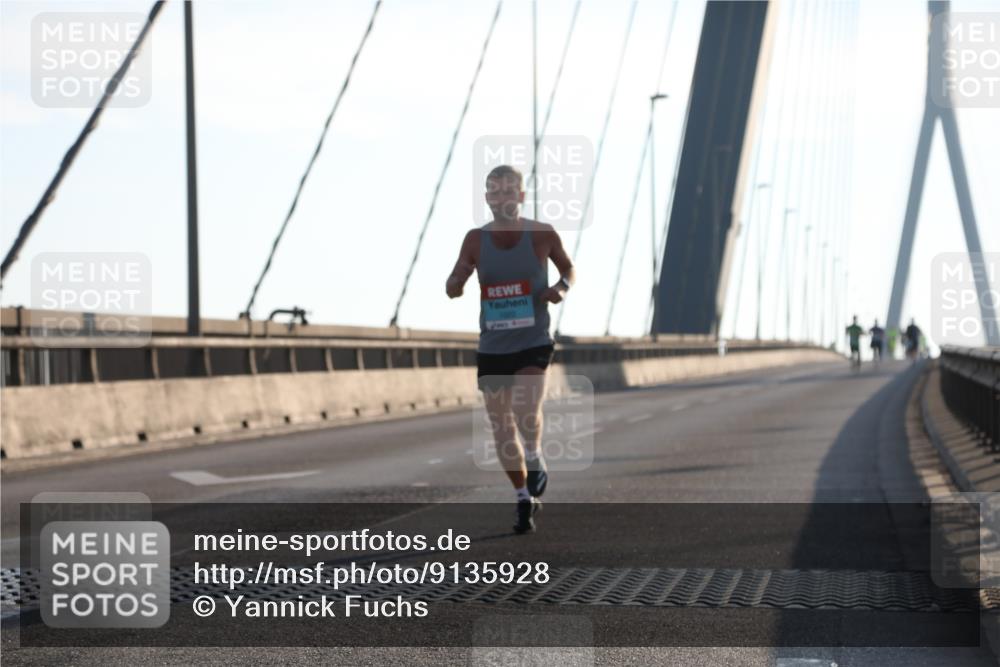 03.10.2025 - Köhlbrandbrückenlauf Yannick Fuchs http://msf.ph/oto/9135928 03.10.2025 08:19:27 Position 2  meine-sportfotos.de