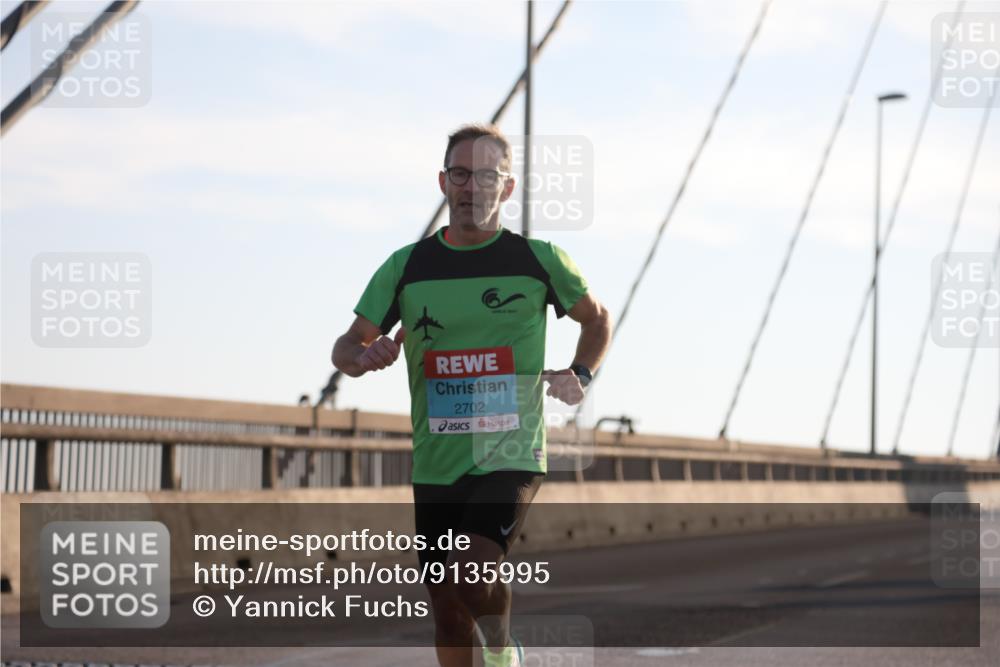 03.10.2025 - Köhlbrandbrückenlauf Yannick Fuchs http://msf.ph/oto/9135995 03.10.2025 08:19:42 Position 2 2702 meine-sportfotos.de