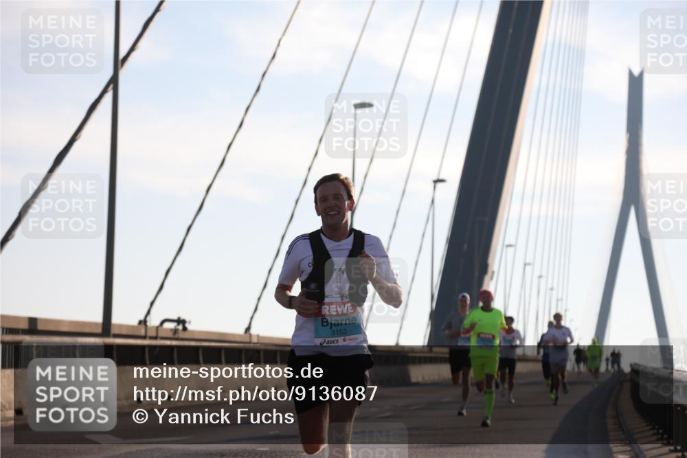 03.10.2025 - Köhlbrandbrückenlauf Yannick Fuchs http://msf.ph/oto/9136087 03.10.2025 08:19:55 Position 2 3153 meine-sportfotos.de