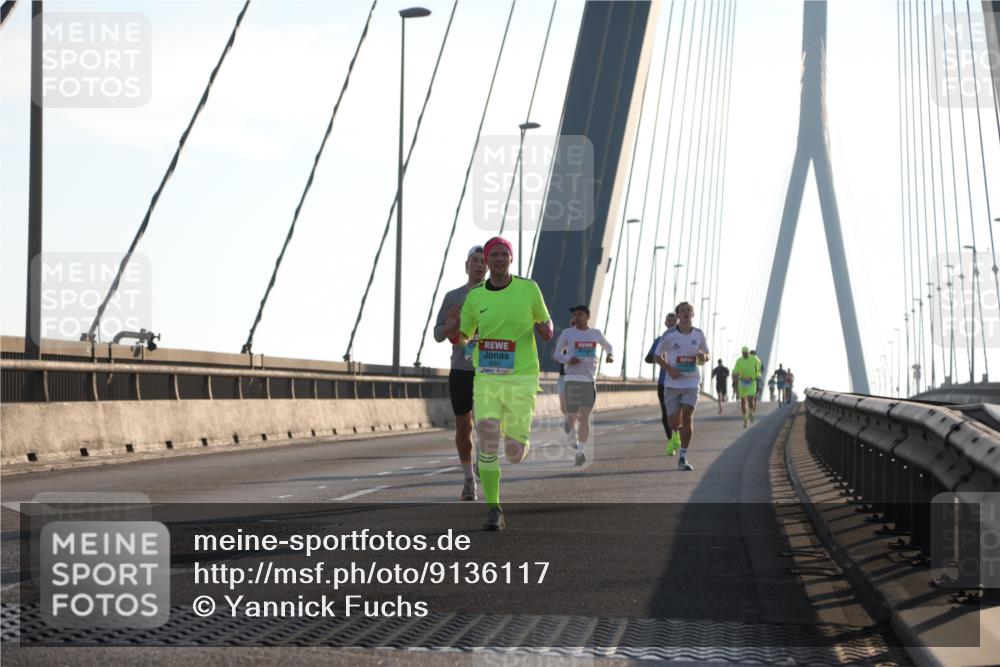 03.10.2025 - Köhlbrandbrückenlauf Yannick Fuchs http://msf.ph/oto/9136117 03.10.2025 08:19:56 Position 2  meine-sportfotos.de