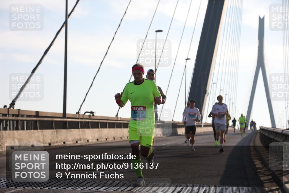03.10.2025 - Köhlbrandbrückenlauf Yannick Fuchs http://msf.ph/oto/9136137 03.10.2025 08:19:58 Position 2 3082 meine-sportfotos.de