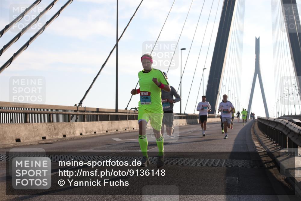 03.10.2025 - Köhlbrandbrückenlauf Yannick Fuchs http://msf.ph/oto/9136148 03.10.2025 08:19:58 Position 2 3082 meine-sportfotos.de