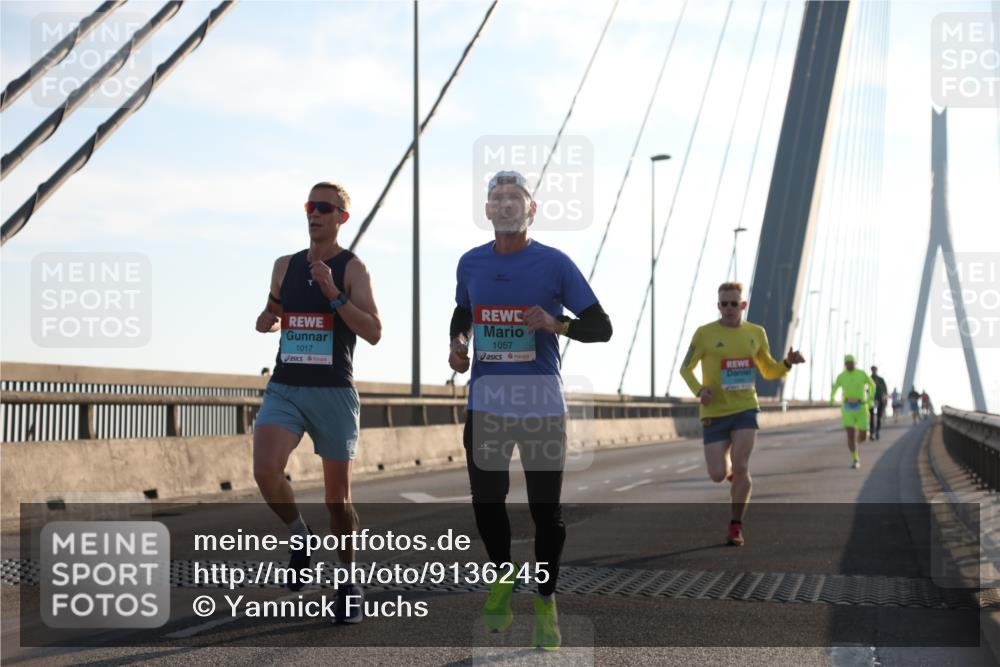 03.10.2025 - Köhlbrandbrückenlauf Yannick Fuchs http://msf.ph/oto/9136245 03.10.2025 08:20:03 Position 2 1017, 1057 meine-sportfotos.de