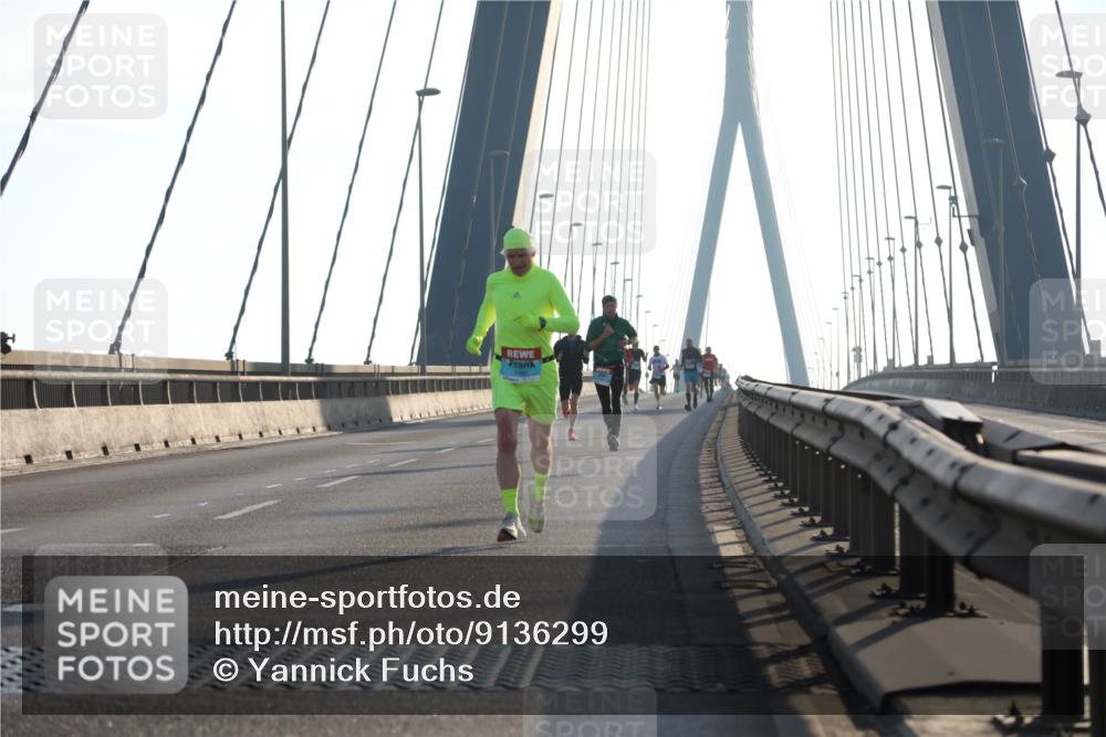 03.10.2025 - Köhlbrandbrückenlauf Yannick Fuchs http://msf.ph/oto/9136299 03.10.2025 08:20:06 Position 2  meine-sportfotos.de