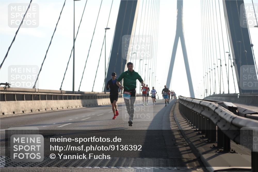03.10.2025 - Köhlbrandbrückenlauf Yannick Fuchs http://msf.ph/oto/9136392 03.10.2025 08:20:09 Position 2  meine-sportfotos.de