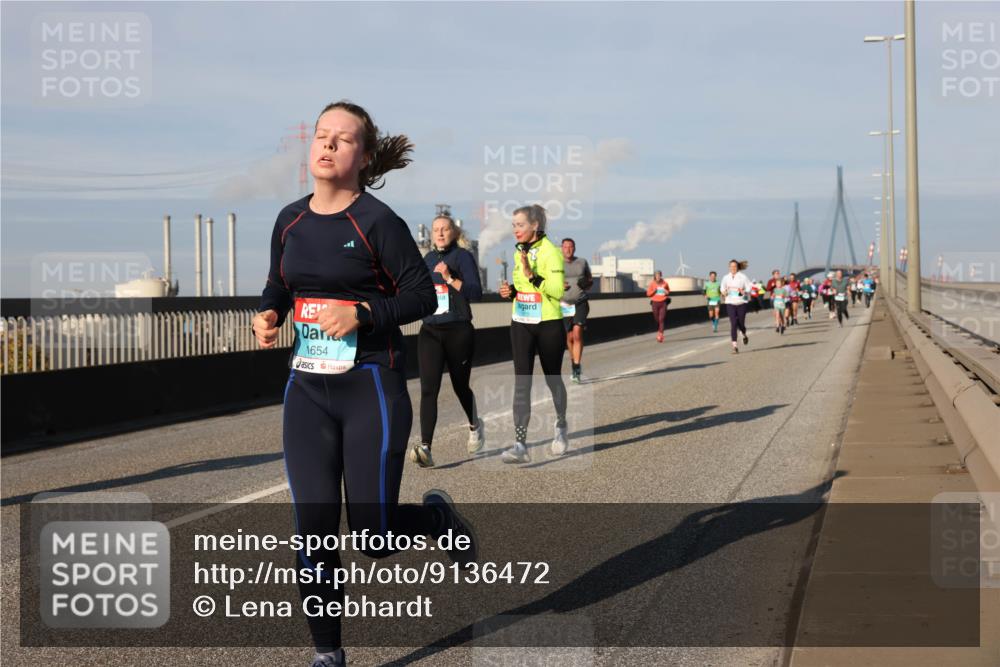 03.10.2025 - Köhlbrandbrückenlauf Lena Gebhardt http://msf.ph/oto/9136472 03.10.2025 09:54:21 Position 2 1654 meine-sportfotos.de