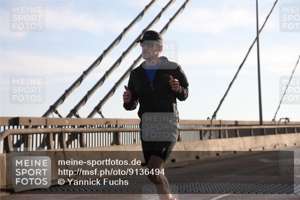 03.10.2025 - Köhlbrandbrückenlauf Yannick Fuchs http://msf.ph/oto/9136494 03.10.2025 08:20:14 Position 2  meine-sportfotos.de