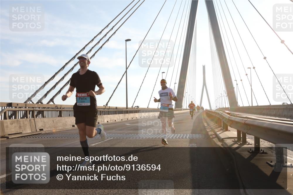 03.10.2025 - Köhlbrandbrückenlauf Yannick Fuchs http://msf.ph/oto/9136594 03.10.2025 08:20:22 Position 2  meine-sportfotos.de