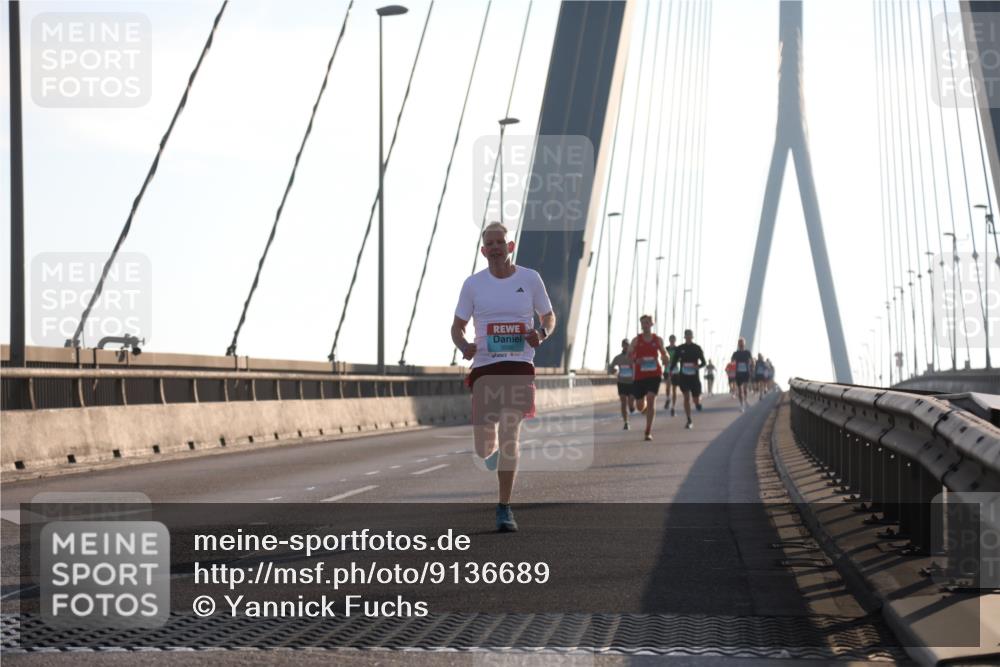 03.10.2025 - Köhlbrandbrückenlauf Yannick Fuchs http://msf.ph/oto/9136689 03.10.2025 08:20:28 Position 2  meine-sportfotos.de