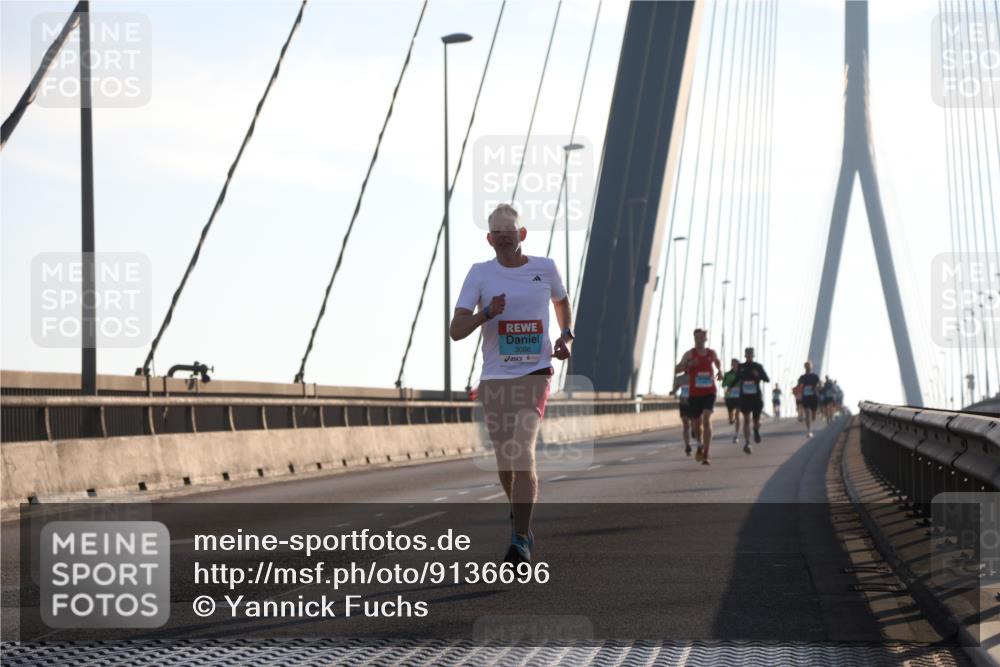 03.10.2025 - Köhlbrandbrückenlauf Yannick Fuchs http://msf.ph/oto/9136696 03.10.2025 08:20:29 Position 2  meine-sportfotos.de