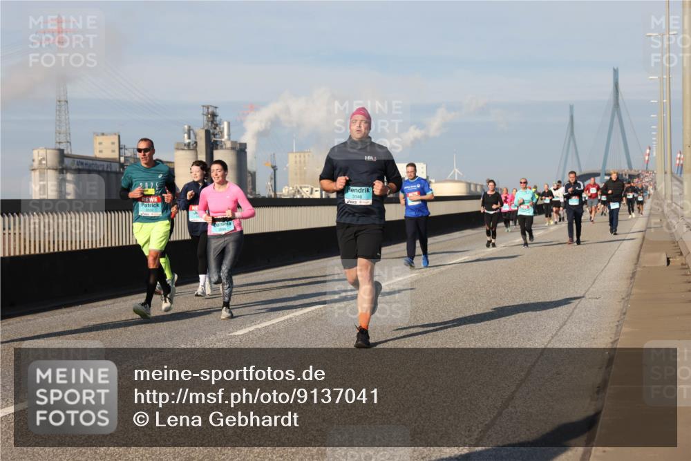 03.10.2025 - Köhlbrandbrückenlauf Lena Gebhardt http://msf.ph/oto/9137041 03.10.2025 09:54:51 Position 2 2025, 3146 meine-sportfotos.de