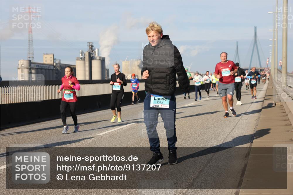 03.10.2025 - Köhlbrandbrückenlauf Lena Gebhardt http://msf.ph/oto/9137207 03.10.2025 09:55:05 Position 2 1515, 1372 meine-sportfotos.de